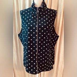 CJ Banks soft fleece vest with pockets. Size 1X